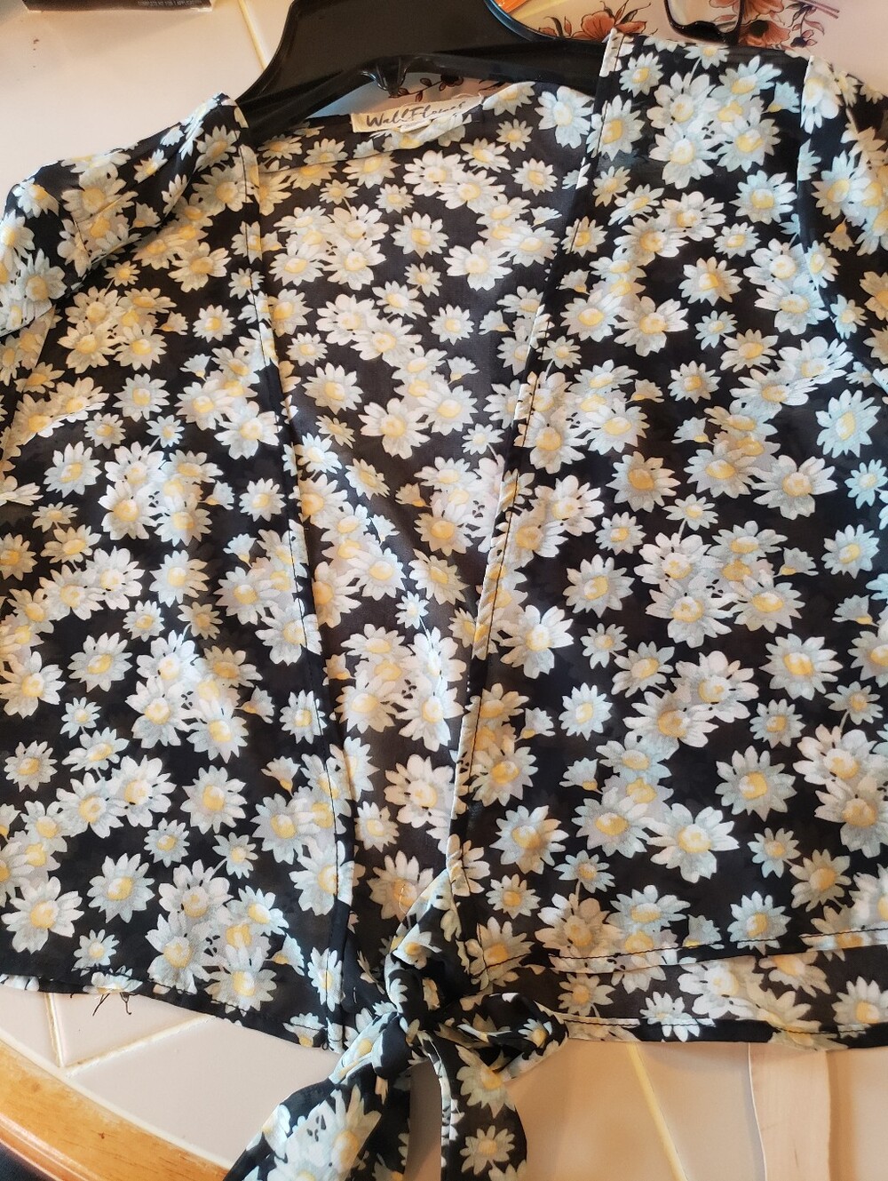 Well Flower Sheer Cropped With Tie Sunflowers XL Women Cover Up Layering Piece - Picture 3 of 6